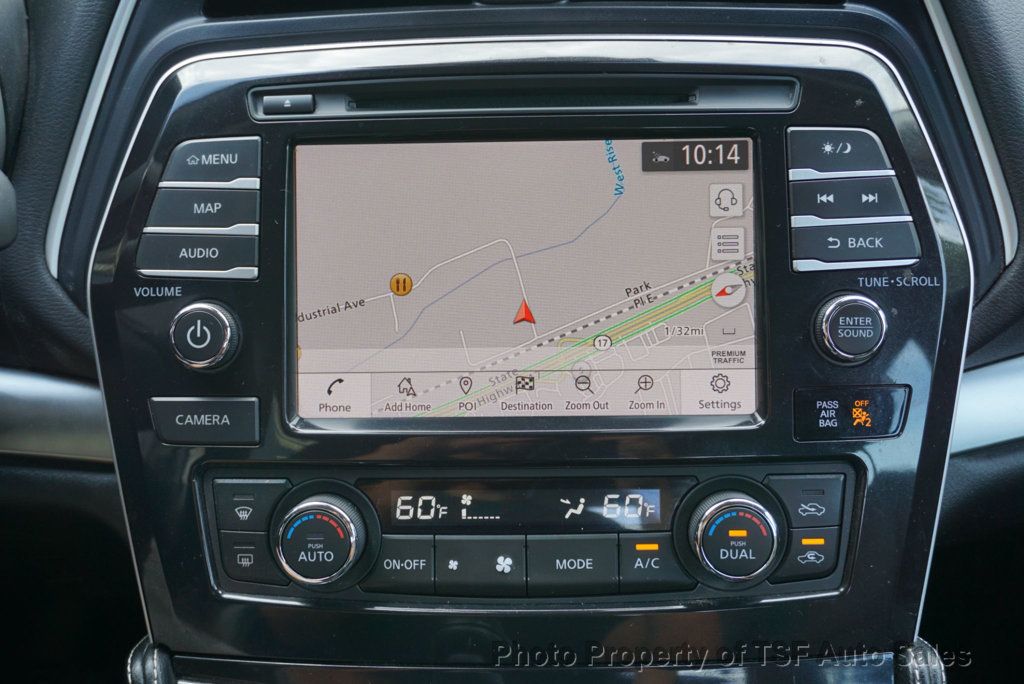 2021 Nissan Maxima SV photo 17