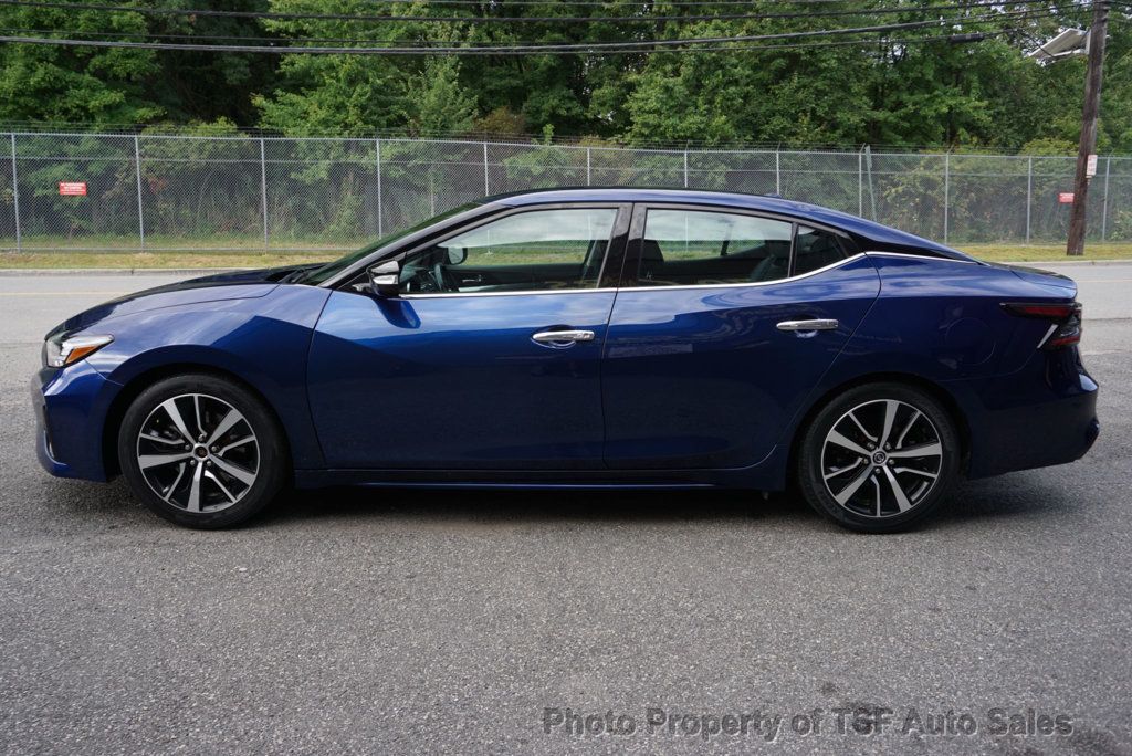 2021 Nissan Maxima SV photo 4
