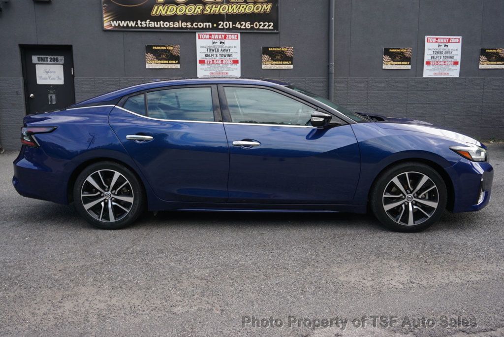 2021 Nissan Maxima SV photo 8