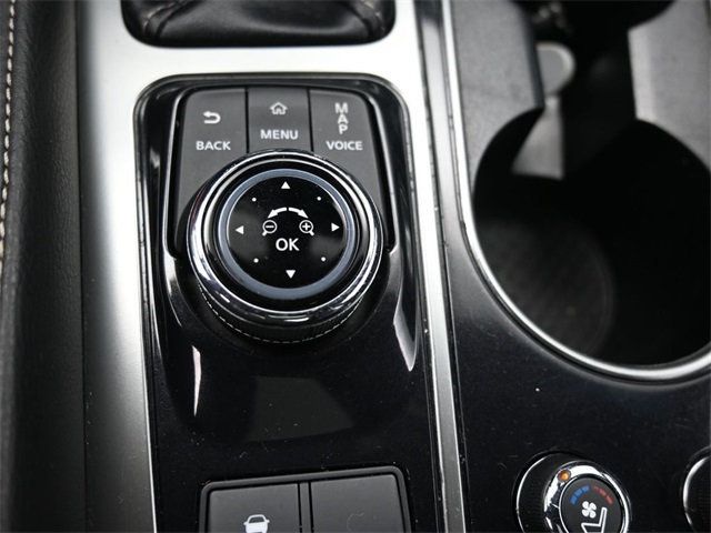 2021 Nissan Maxima Platinum photo 10