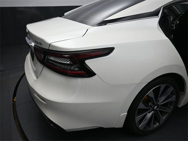 2021 Nissan Maxima Platinum photo 18