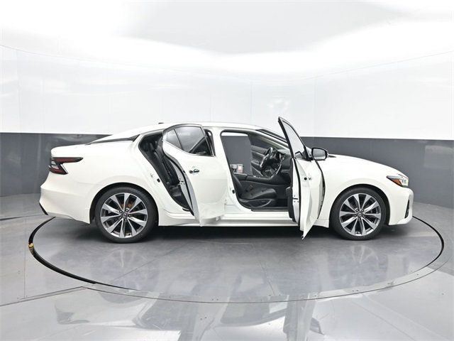 2021 Nissan Maxima Platinum photo 26