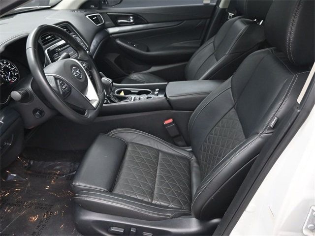 2021 Nissan Maxima Platinum photo 2