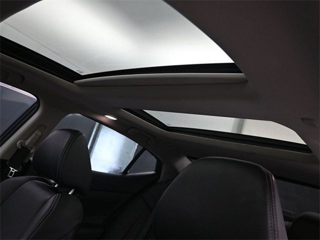 2021 Nissan Maxima Platinum photo 6