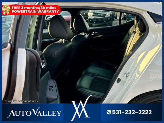 2021 Nissan Maxima SR Sedan 4D - 23037296 - 22