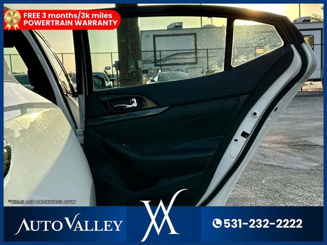 2021 Nissan Maxima SR Sedan 4D - 23037296 - 25