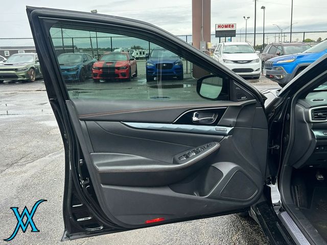 2021 Nissan Maxima SR Sedan 4D - 23082718 - 9
