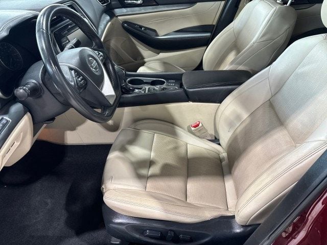 2021 Nissan Maxima SV 3.5L - 22869586 - 8