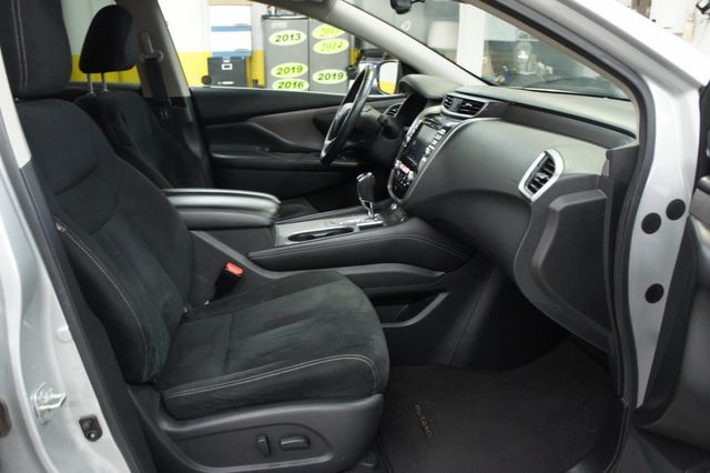 2021 Nissan Murano 1-Owner, SV, Great Shape, Stylish! - 22585047 - 40