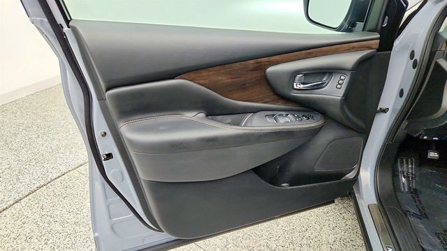 2021 Nissan Murano AWD Platinum - 23075747 - 10