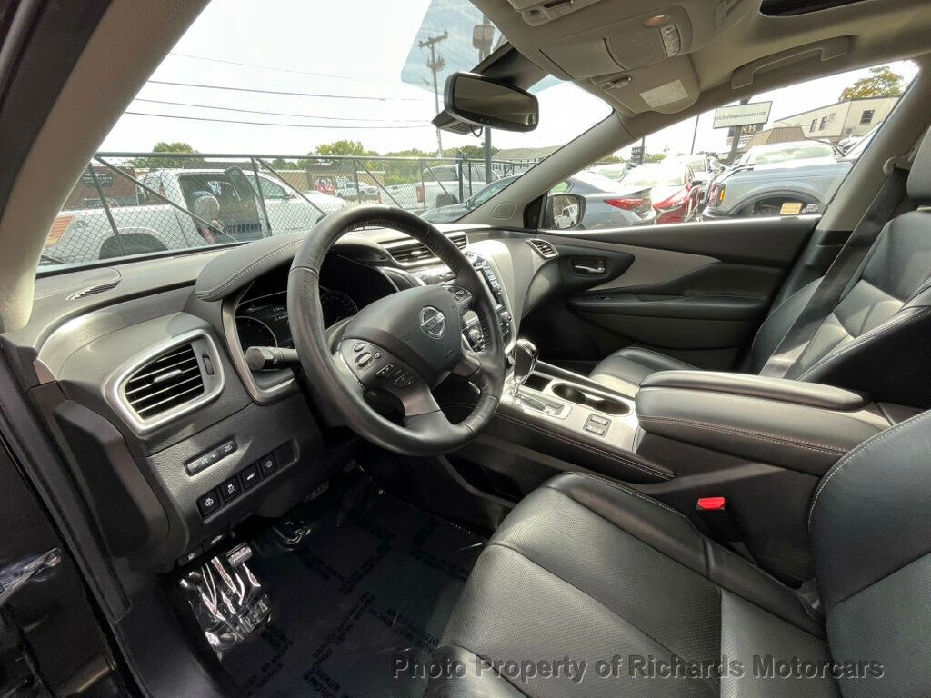 2021 Nissan Murano SL photo 12
