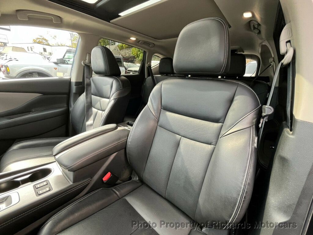 2021 Nissan Murano SL photo 13