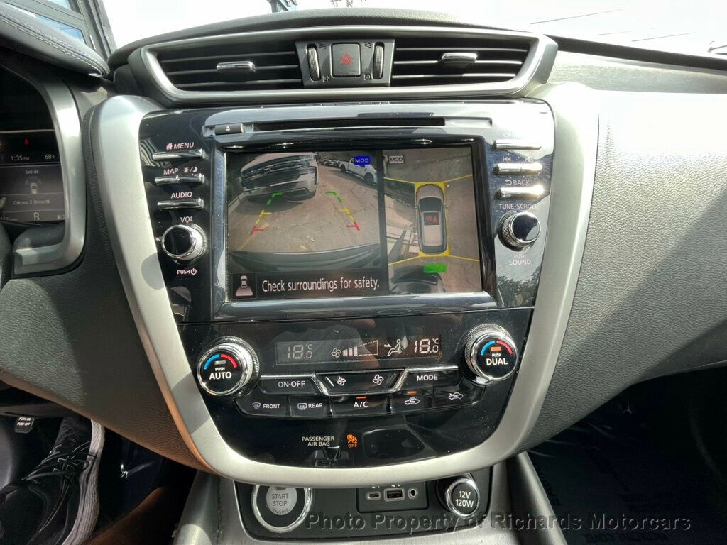 2021 Nissan Murano SL photo 22