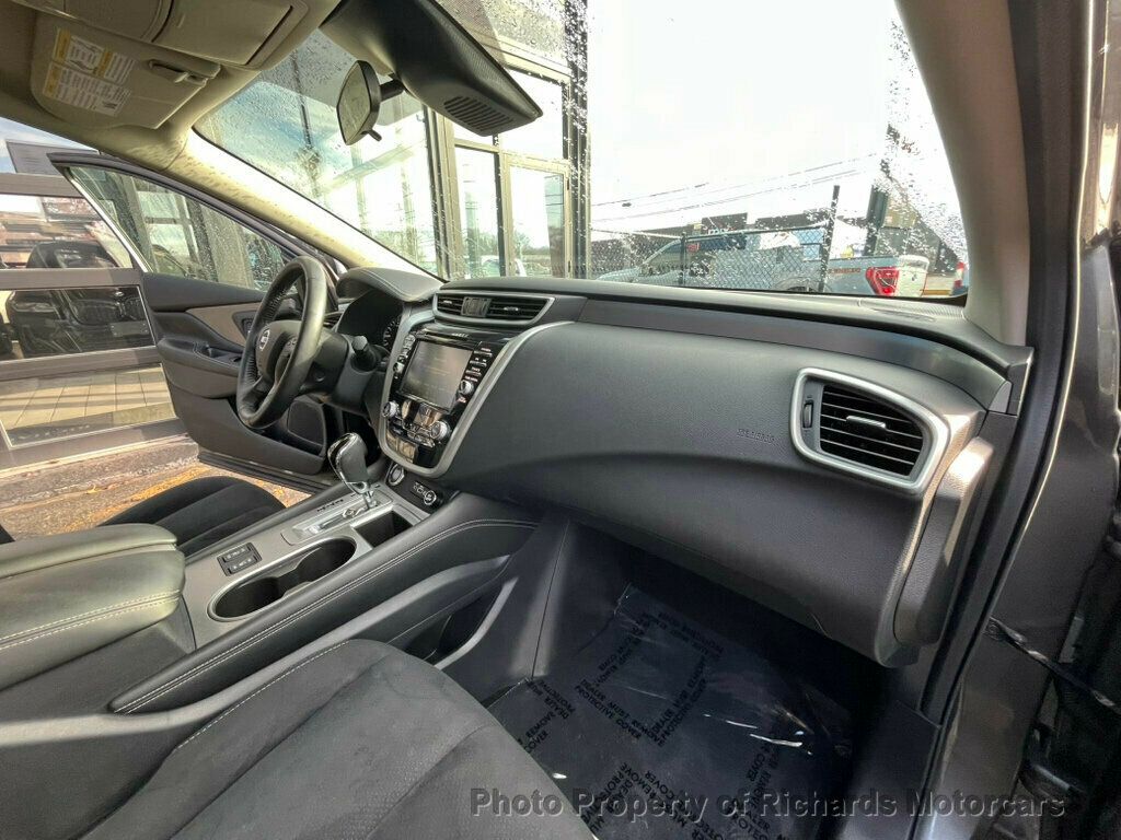 2021 Nissan Murano AWD SV - 22951440 - 18