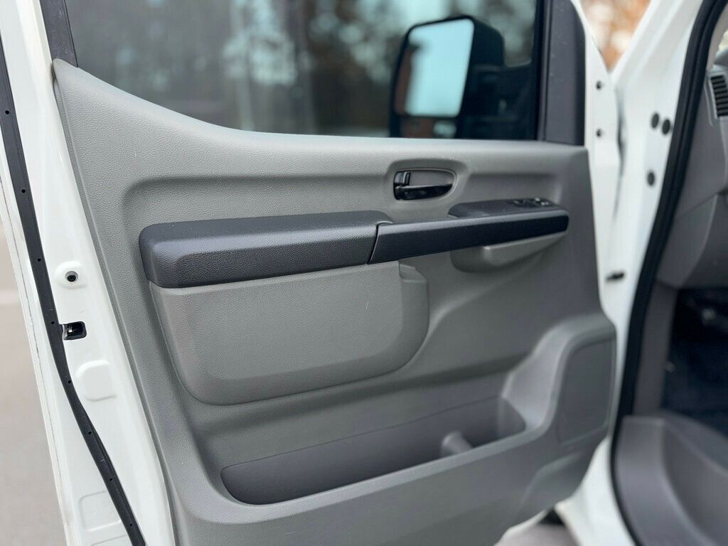 2021 Nissan NV Cargo ** 1 OWNER CLEAN CARFAX REPORT!! ** - 22948789 - 9