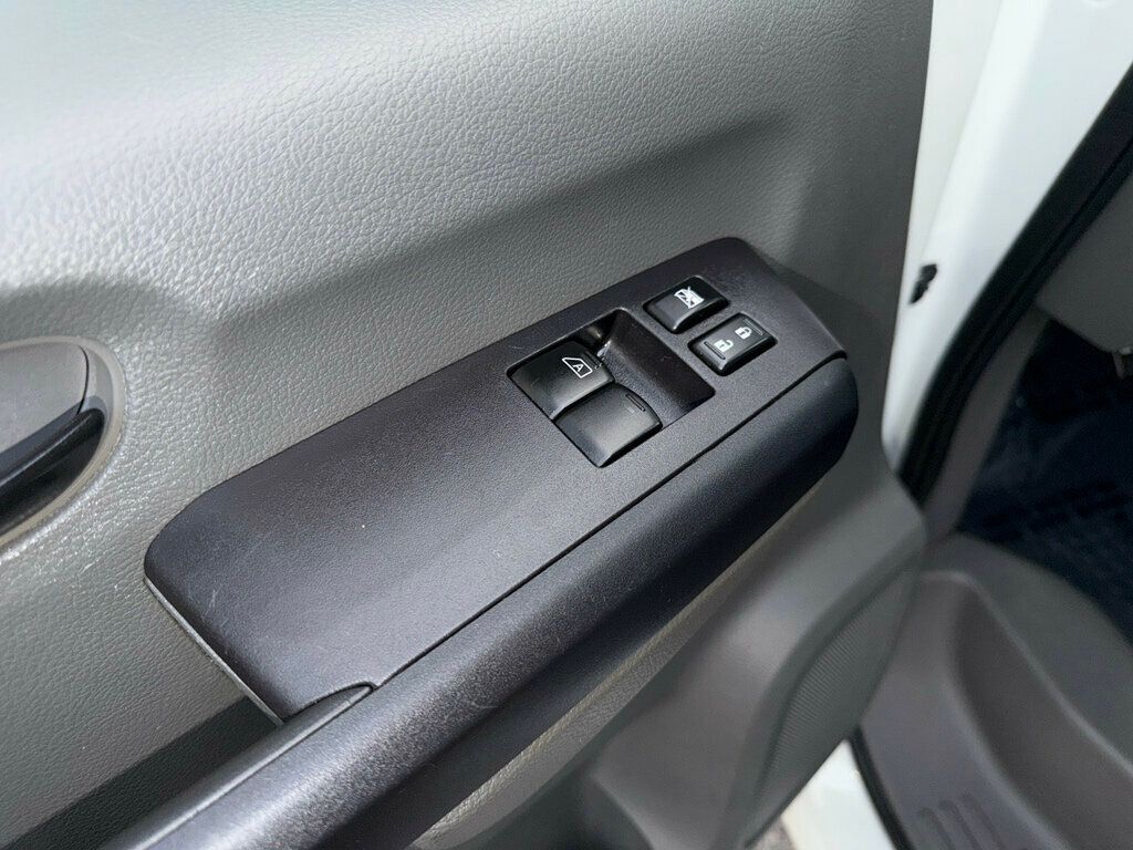 2021 Nissan NV Cargo ** 1 OWNER CLEAN CARFAX REPORT!! ** - 22948789 - 10