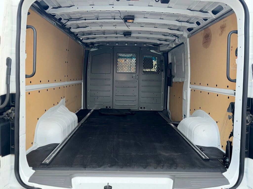 2021 Nissan NV Cargo ** 1 OWNER CLEAN CARFAX REPORT!! ** - 22948789 - 26
