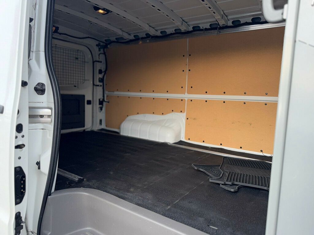 2021 Nissan NV Cargo ** 1 OWNER CLEAN CARFAX REPORT!! ** - 22948789 - 30