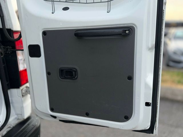 2021 Nissan NV Cargo ** 1 OWNER CLEAN CARFAX REPORT!! ** - 22948789 - 31