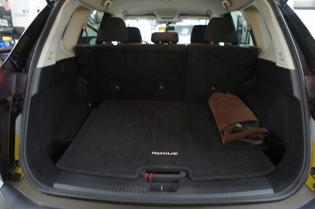 2021 Nissan Rogue 1-Owner, Great Shape - 22921560 - 35