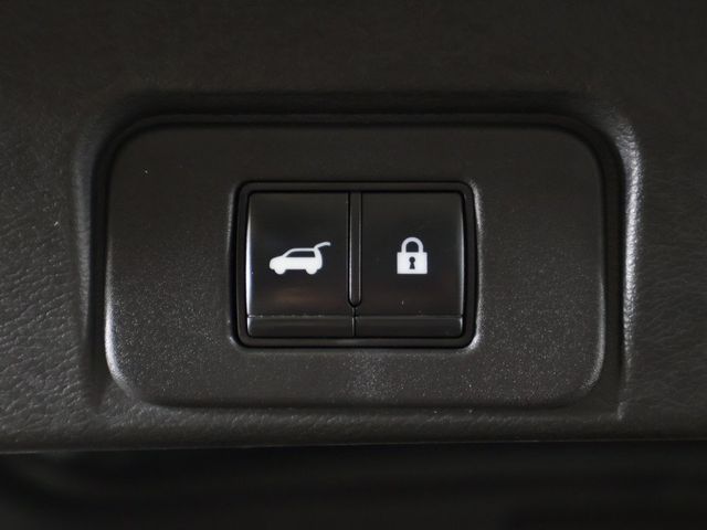 2021 Nissan Rogue AWD Platinum - 22956746 - 22