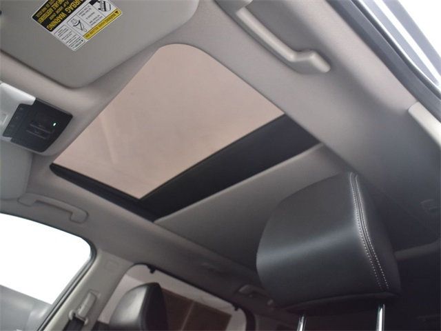 2021 Nissan Rogue Platinum photo 13