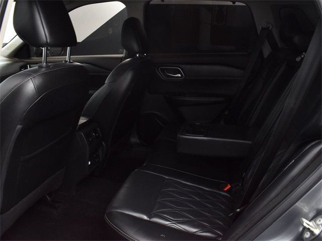 2021 Nissan Rogue Platinum photo 14