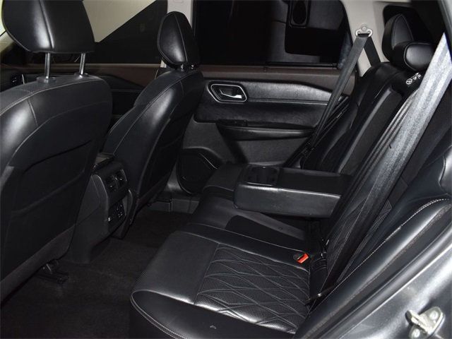 2021 Nissan Rogue Platinum photo 15
