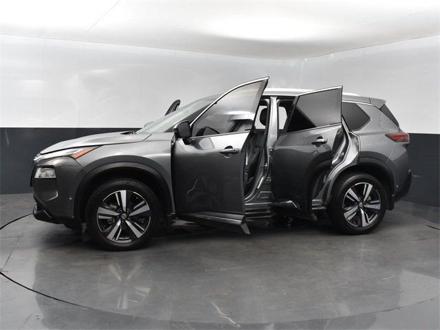 2021 Nissan Rogue Platinum photo 28