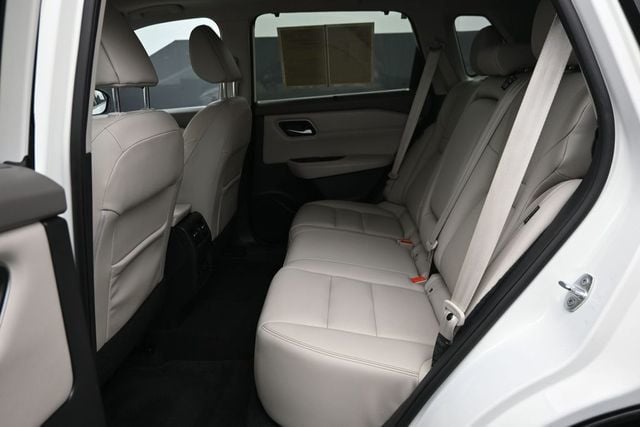 2021 Nissan Rogue AWD SL - 23039312 - 10