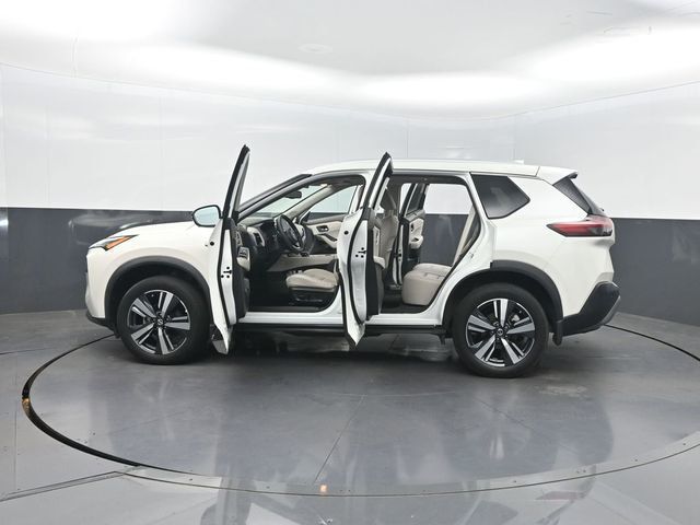2021 Nissan Rogue AWD SL - 23039312 - 43