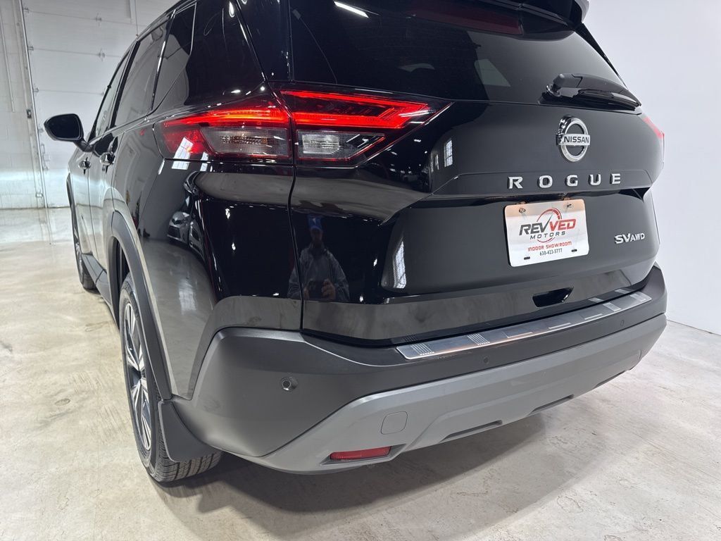 2021 Nissan Rogue AWD SV - 22992972 - 10