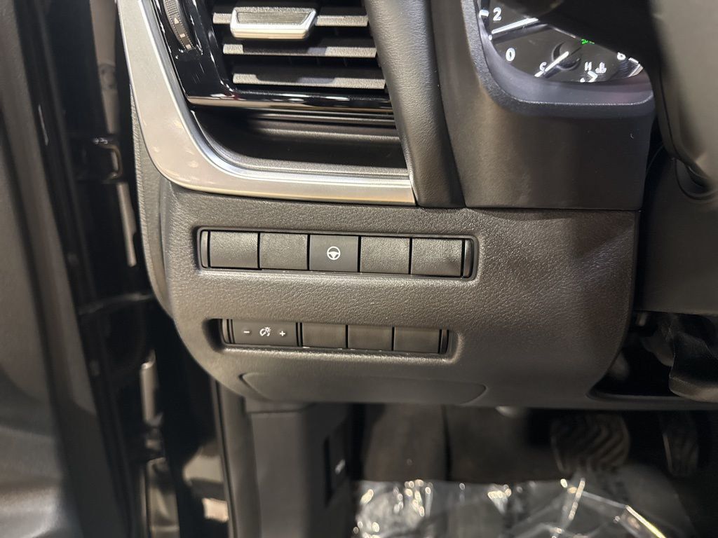 2021 Nissan Rogue AWD SV - 22992972 - 14