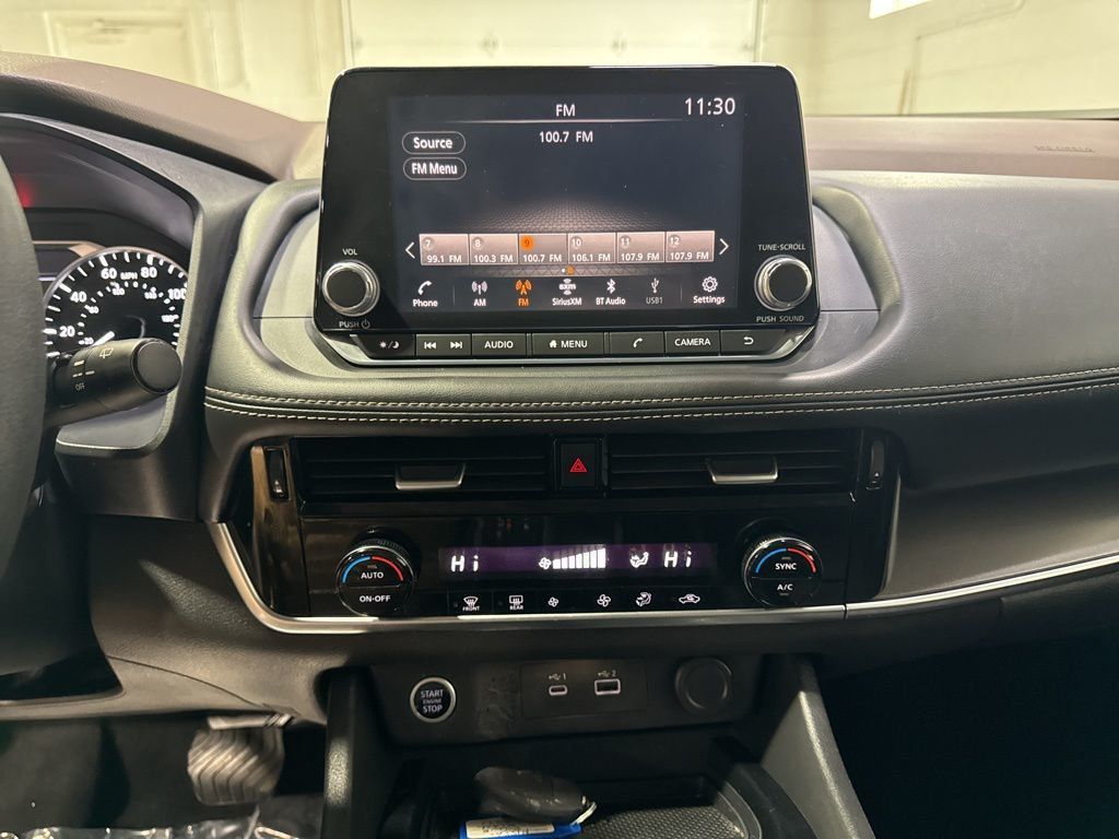 2021 Nissan Rogue AWD SV - 22992972 - 16