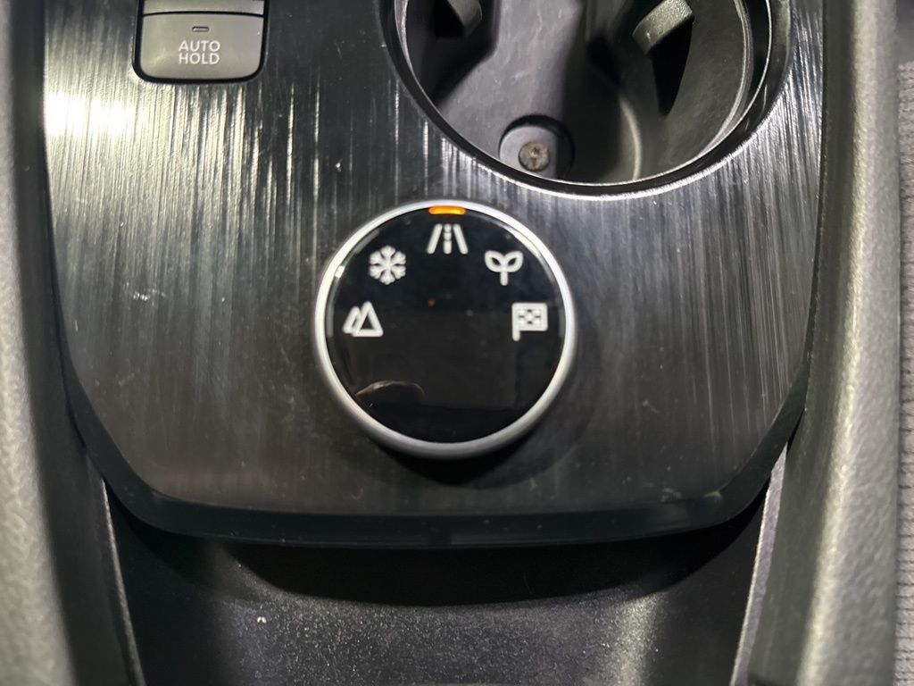 2021 Nissan Rogue AWD SV - 22992972 - 23