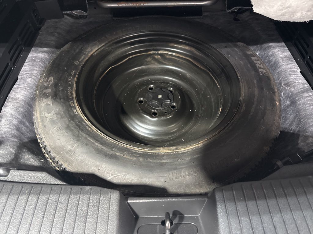 2021 Nissan Rogue AWD SV - 22992972 - 37