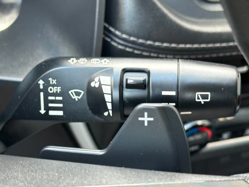 2021 Nissan Rogue AWD SV - 22879038 - 30