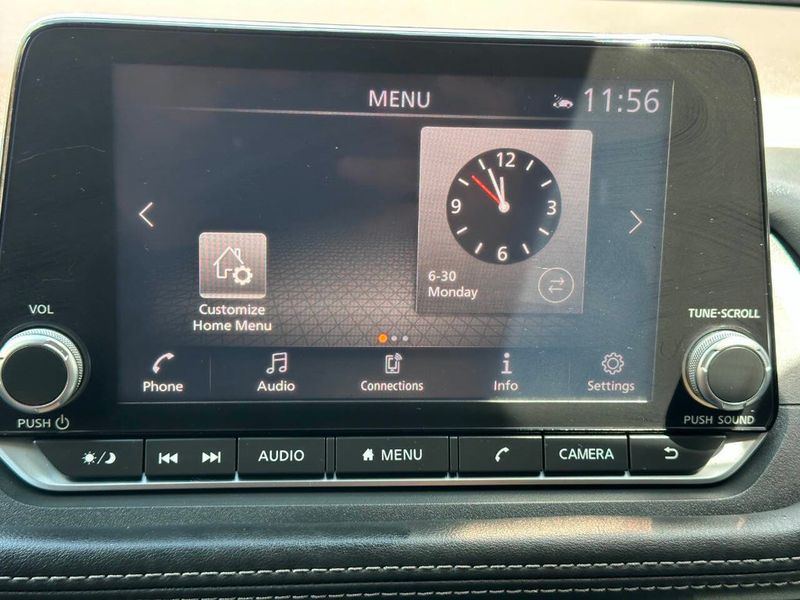 2021 Nissan Rogue AWD SV - 22879038 - 38