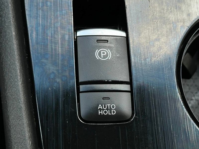 2021 Nissan Rogue AWD SV - 22879038 - 42