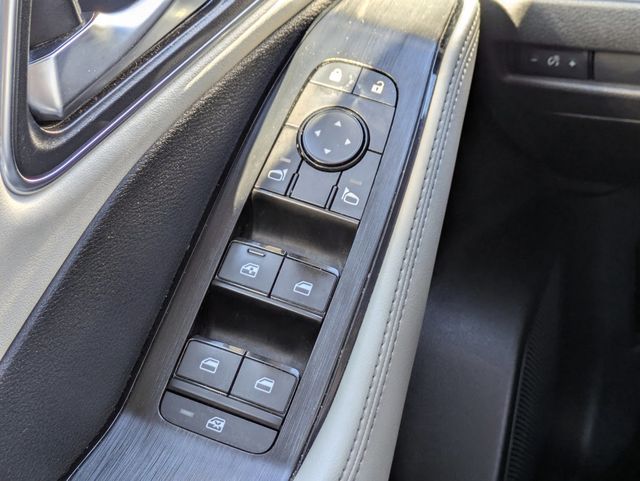 2021 Nissan Rogue AWD SV - 22974335 - 24