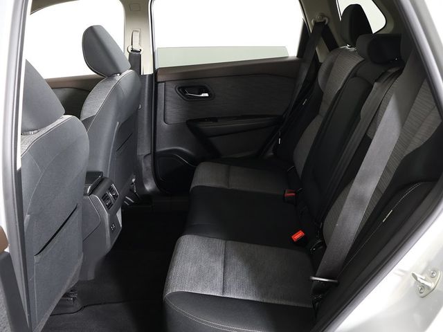 2021 Nissan Rogue AWD SV - 22942169 - 31