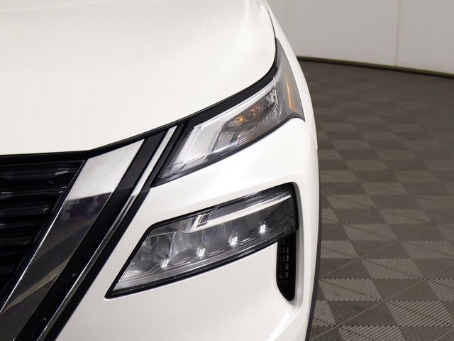 2021 Nissan Rogue AWD SV - 22955168 - 13