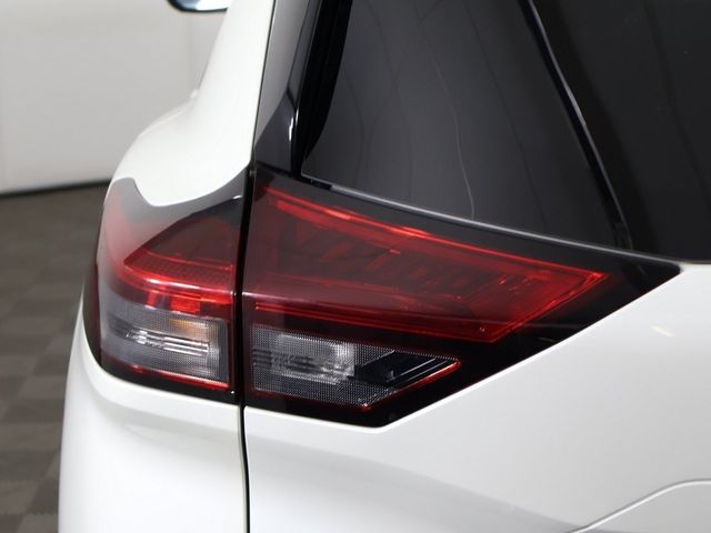 2021 Nissan Rogue AWD SV - 22955168 - 14