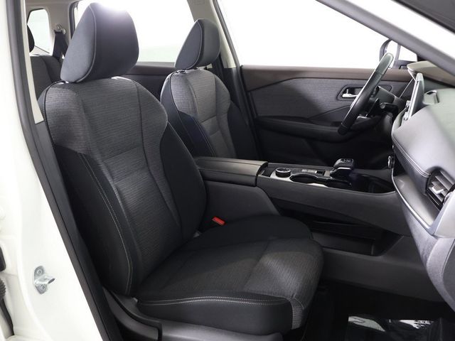 2021 Nissan Rogue AWD SV - 22955168 - 31