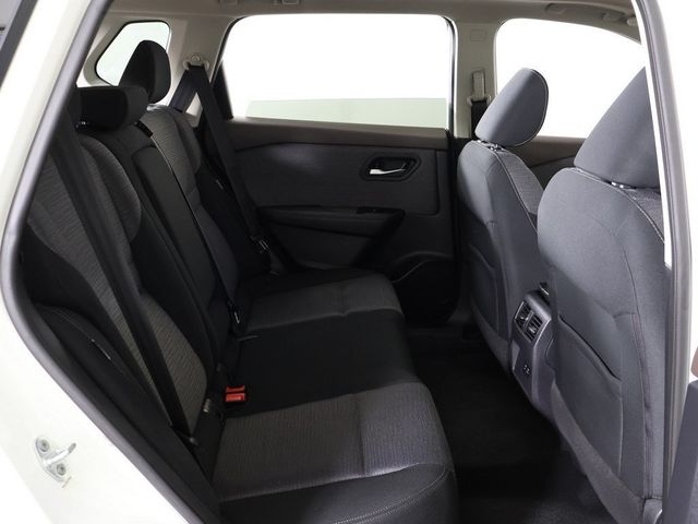 2021 Nissan Rogue AWD SV - 22955168 - 34