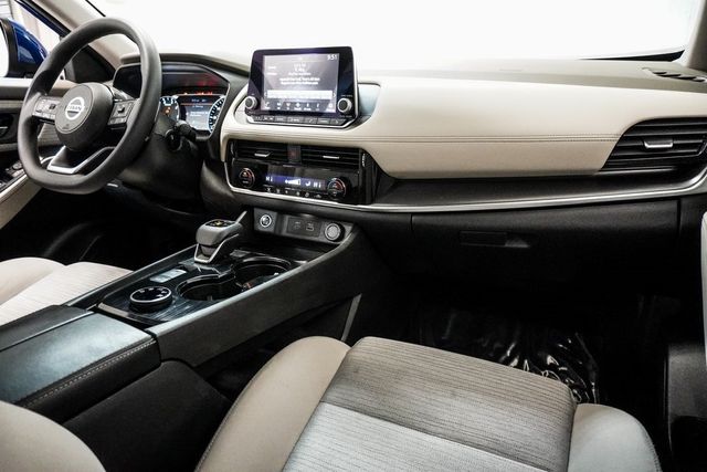 2021 Nissan Rogue AWD SV - 22940351 - 10