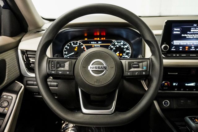 2021 Nissan Rogue AWD SV - 22940351 - 13