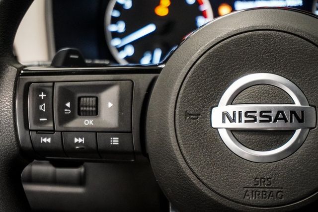 2021 Nissan Rogue AWD SV - 22940351 - 15