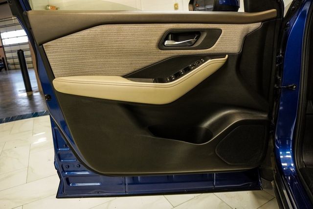 2021 Nissan Rogue AWD SV - 22940351 - 20