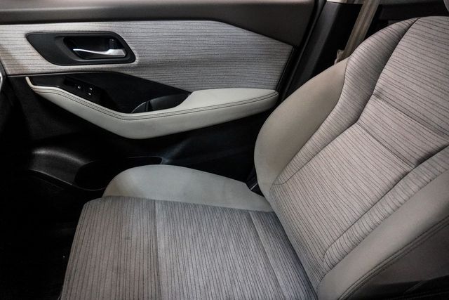 2021 Nissan Rogue AWD SV - 22940351 - 26